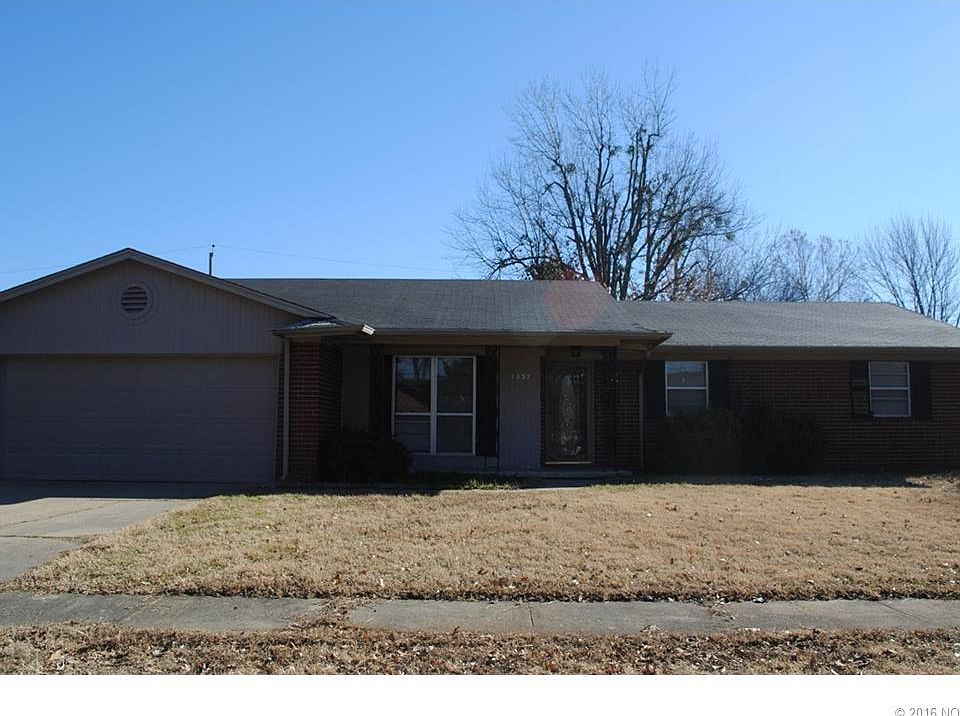 1st image of 1532 Pineywood Dr