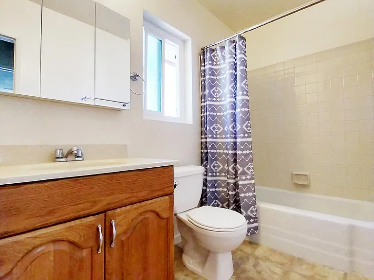 2937 N Garey Ave — Photo 25