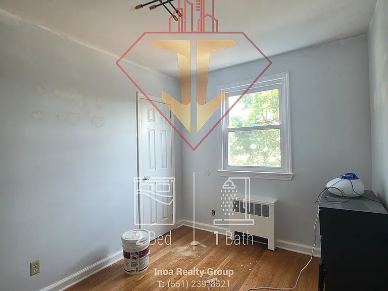 119 Hobart Ave #D — Photo 13