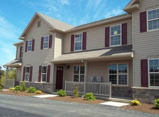 107 High Pointe Dr, Spring Grove, PA 17362