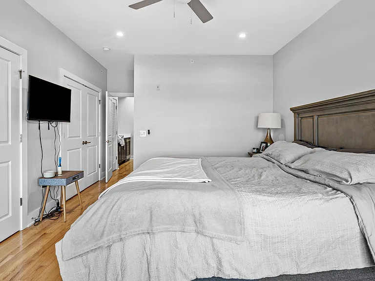 1843 N 2nd St #2 — Photo 17