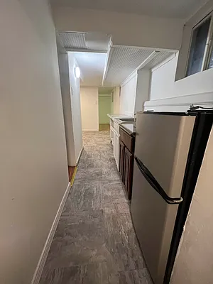 Rented by Standard Living Realty Inc | media 20