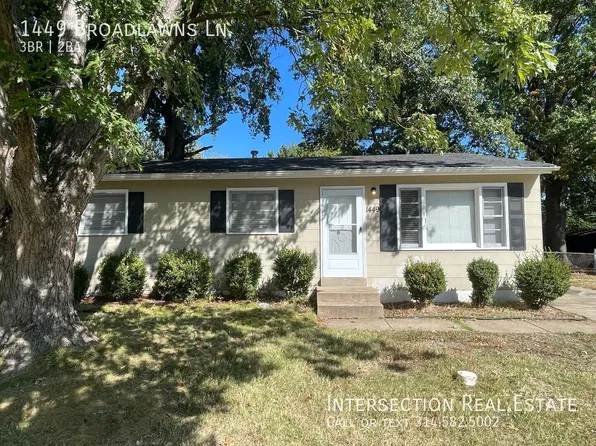 1449 Broadlawns Ln, Saint Louis, MO 63138