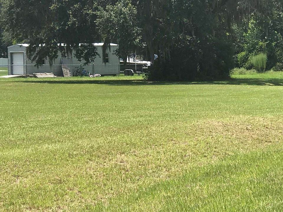 1st image of 140 SW John Gln