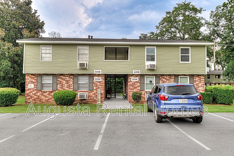 1st image of 325B Verdery St