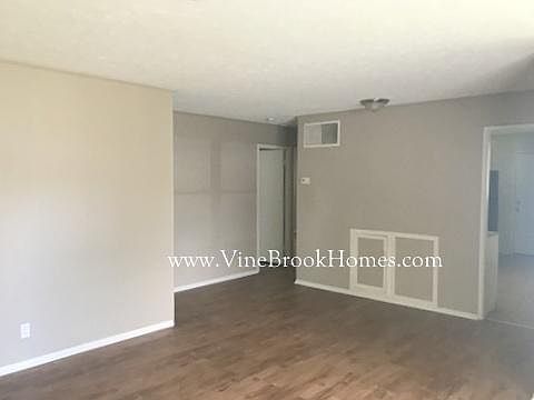 3rd image of 7338 Twin Beech Dr