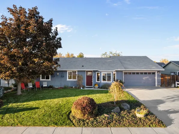 4772 Mount Adams View Dr, West Richland, WA 99353