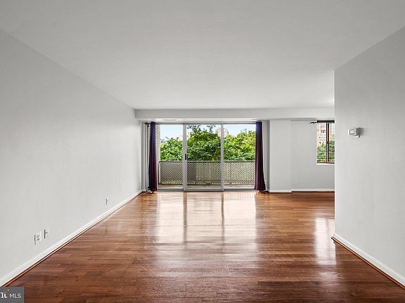 5th image of 8315 N Brook Ln #502W
