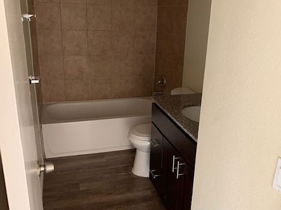 5th image of 2251-2555 Ulric St #2555B