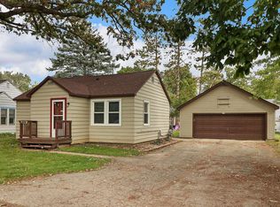 826 Shady Ave, Delavan, WI 53115