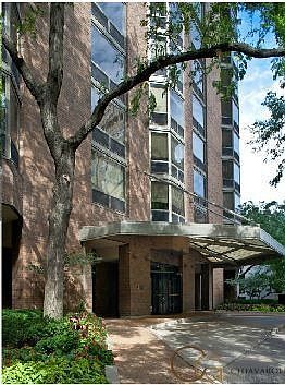 1st image of 1130 N Dearborn St APT 1212