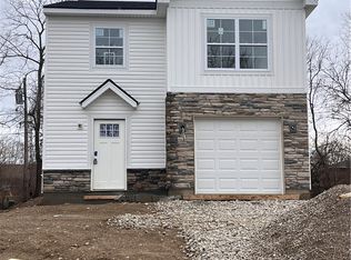 1023 Bunche Dr, Dayton, OH 45417