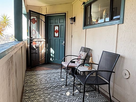 2nd image of 5627A Riley St