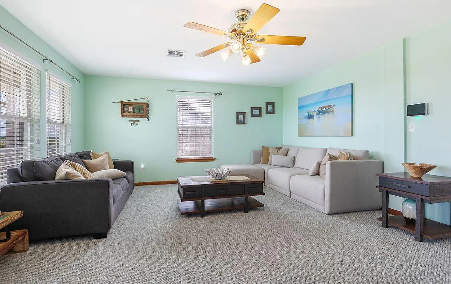 3 bed, 2.0 bath, 2098 sqft, $6,523 — Photo 3