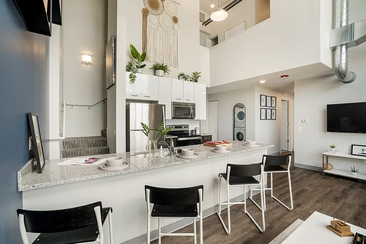 Kitchen Area - 306 E Green St
