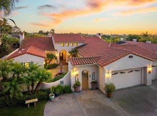1295 Urania Ave, Encinitas, CA 92024
