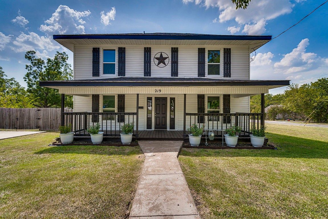 219 N Washington St, Farmersville, TX 75442 MLS 20424669 Zillow