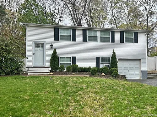 30 Mayflower Ln Photo 1