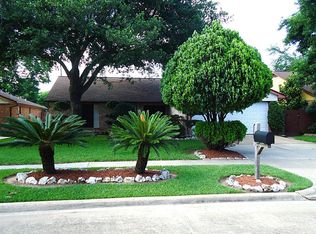 10115 Hillridge Rd, La Porte, TX 77571