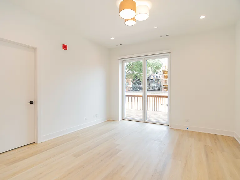The Aura Apartments — Photo 38