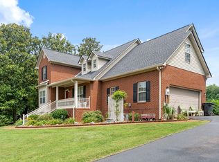 122 Creekside Dr, Columbia, TN 38401