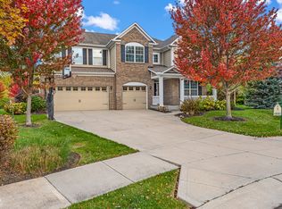 9944 Timberwood Ln, McCordsville, IN 46055