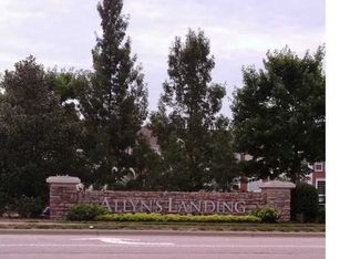 8021 Upperlake Dr, Raleigh, NC 27615