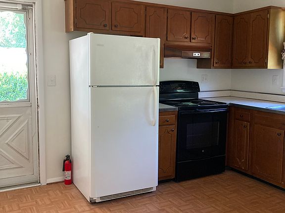 2nd image of 852 Constellation Dr
