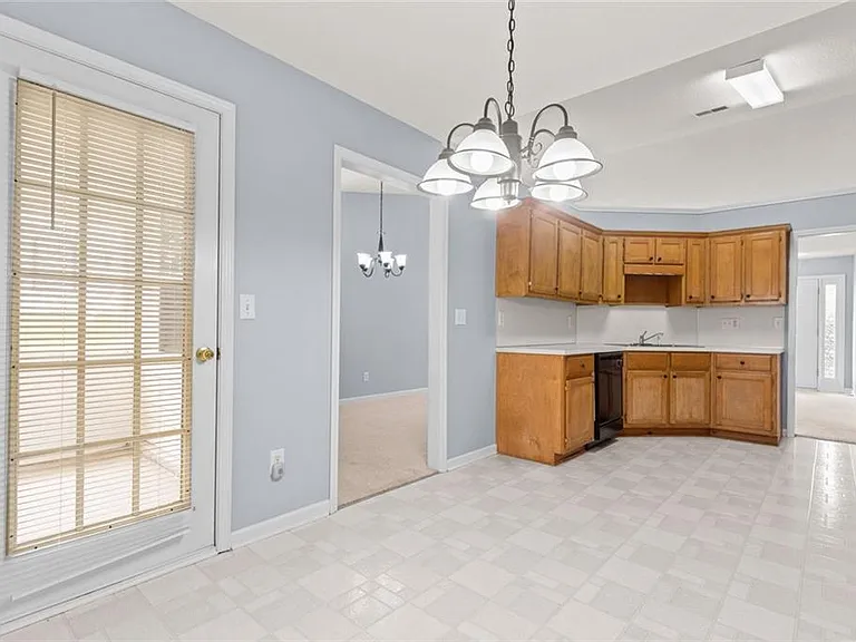 2510 Fort Daniels Dr NE — Photo 10