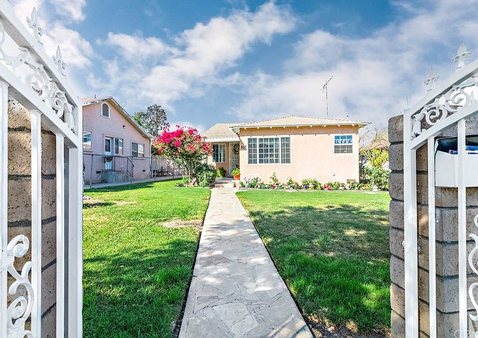 1st image of 807 Park Ln