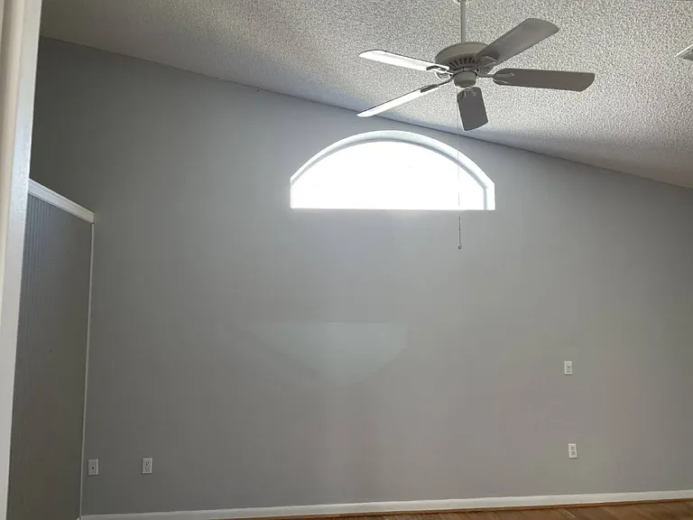 9178 Rhett Ln — Photo 6