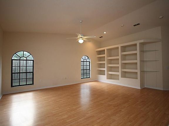 2nd image of 2918 Wilder Creek Cir