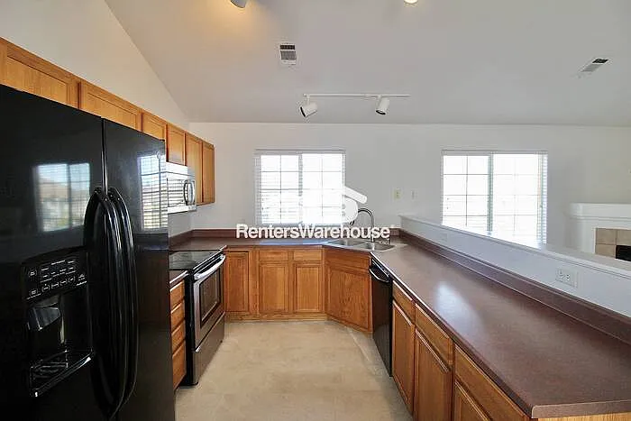 3242 E 103rd Dr #607 — Photo 3