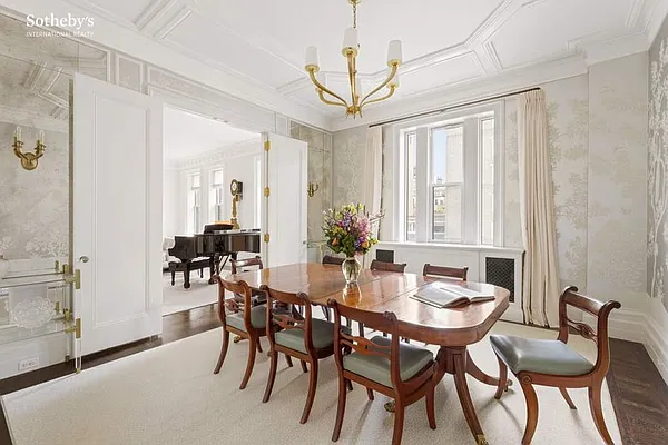 Sold by Sotheby's International Realty | media 3