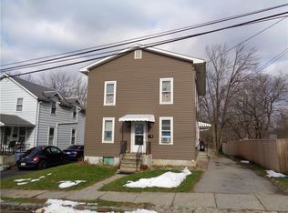 48 W 3rd St, Wind Gap, PA 18091