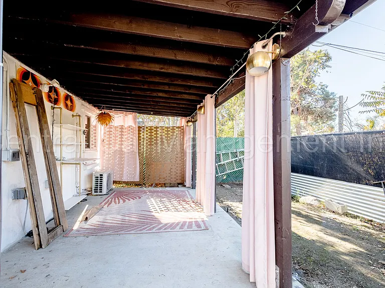 227 Oleander Ave — Photo 36