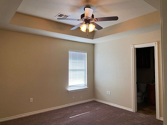 5th image of 2422 SW A Ave Unit B