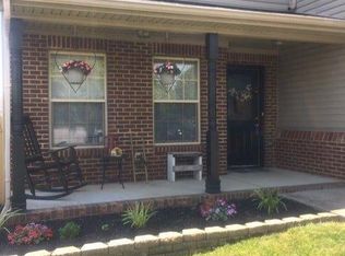 404 E Ridge Dr, Nicholasville, KY 40356