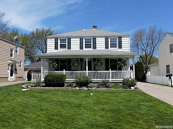 2nd image of 120 Meadow Ln