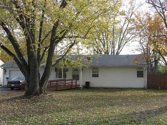 2nd image of 2049 Mayfair Dr