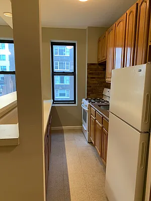 Rented by Ilene Axelowitz, LREB | media 23