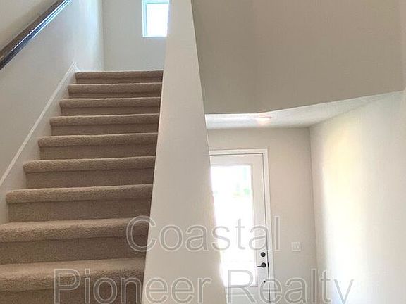 3rd image of 28591 Cozy Creek Dr