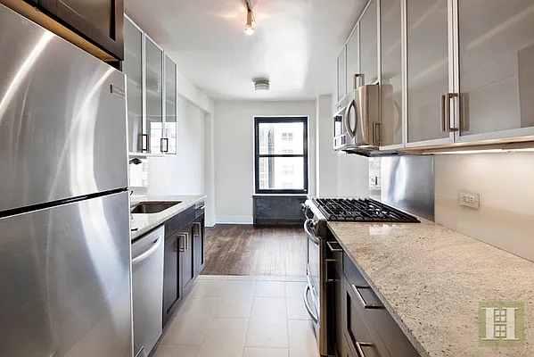Rented by Halstead Real Estate | media 9