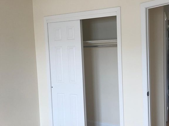 3rd image of 10864 51st Ave Floor 3