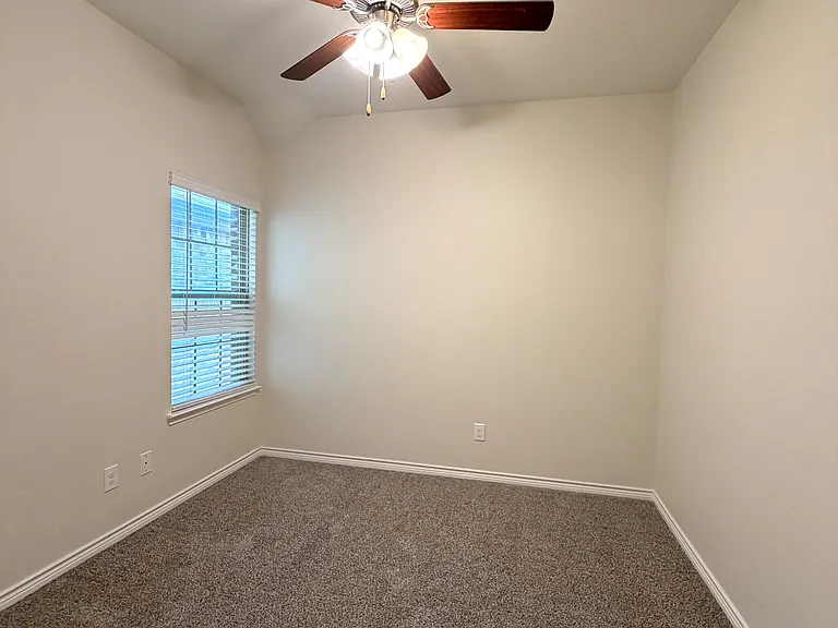 3413 Sabine Dr — Photo 25