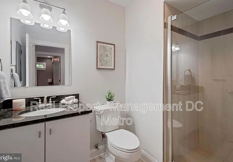 3925 Fulton St NW #2 — Photo 18