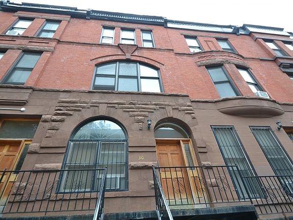 3rd image of 310 W 113th St APT 3A