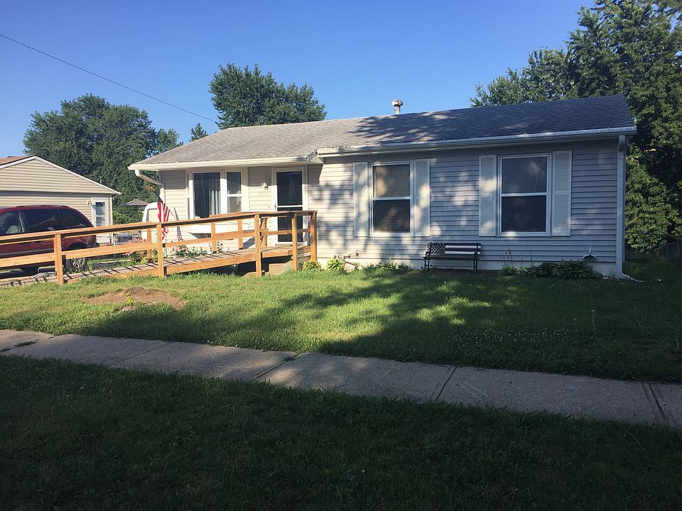 1st image of 2505 College Ln