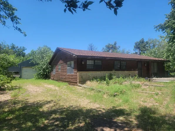 3443 N Gilda St, Wichita, KS 67205