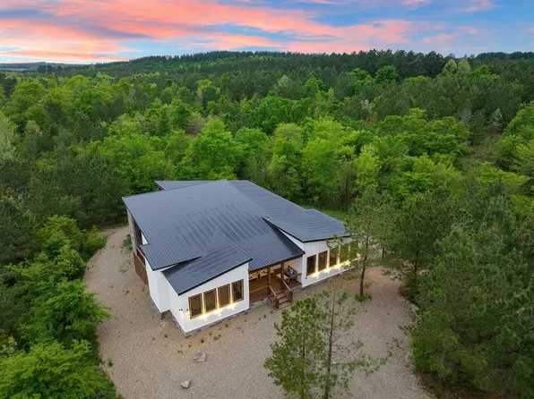 1632 N Lukfata Trail Rd, Broken Bow, OK 74728